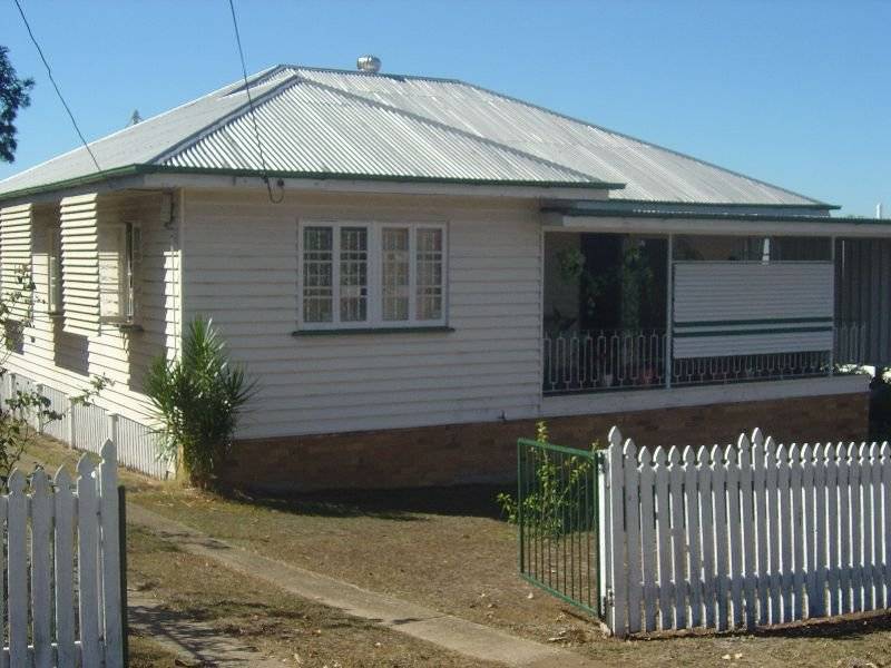 170 Glebe Road, Booval QLD 4304