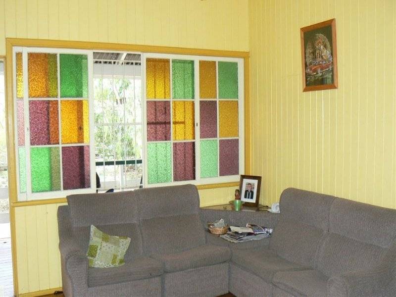 15 Hooper Street, West Ipswich QLD 4305