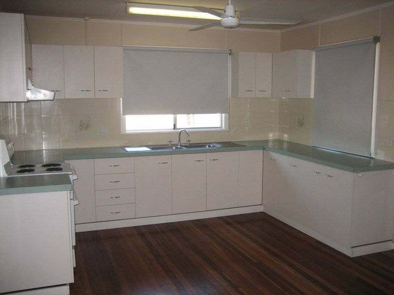 9 Bremer Parade, Basin Pocket QLD 4305