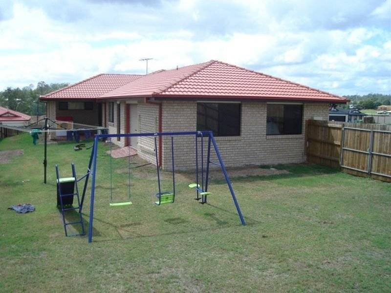 1 Angela Place, Yamanto QLD 4305