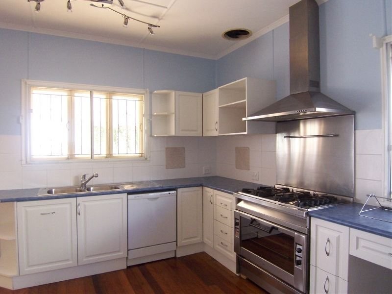 28 Clay Street, Ipswich QLD 4305