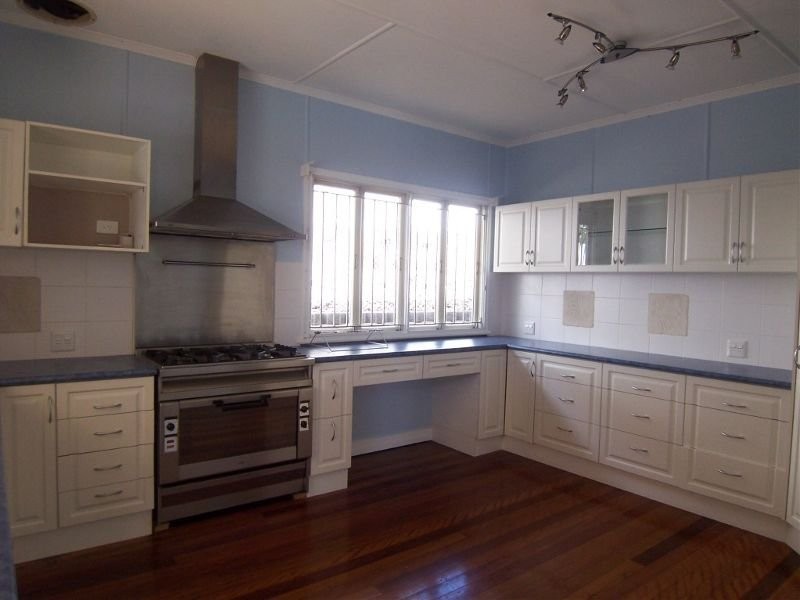 28 Clay Street, Ipswich QLD 4305