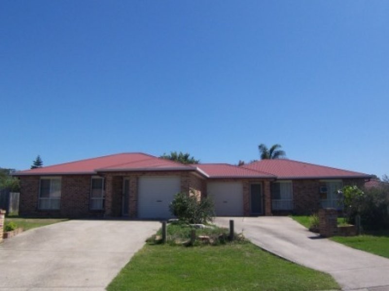 33 Helen Street, North Booval QLD 4304