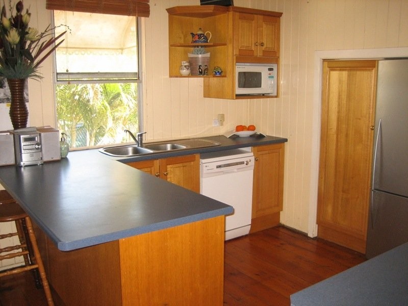 50 Glebe Road, Newtown QLD 4305