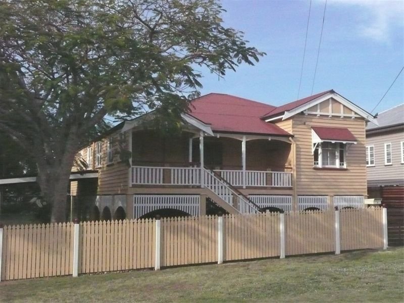 9 Foote Street, Ipswich QLD 4305