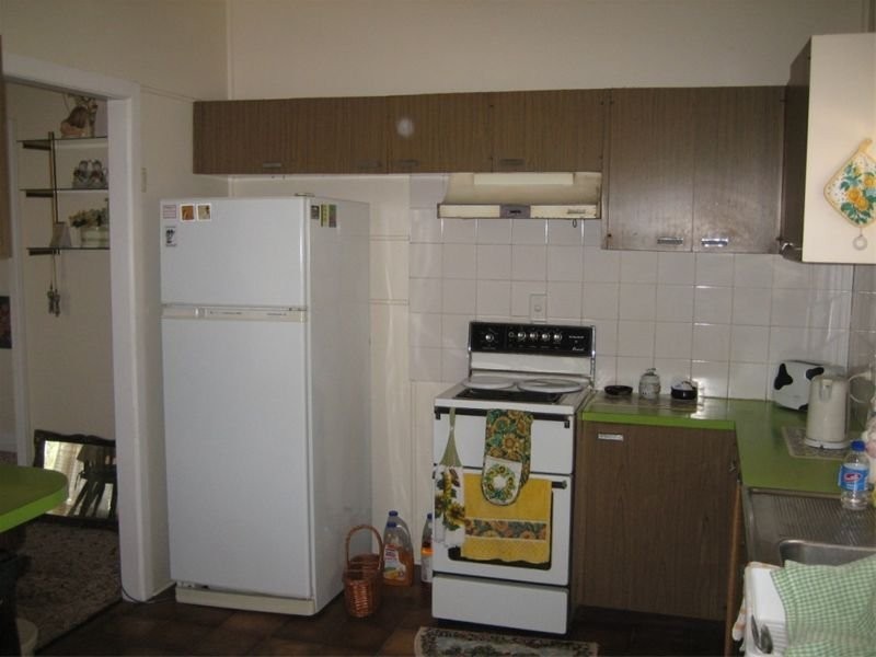 2 Elliott Street, Silkstone QLD 4304