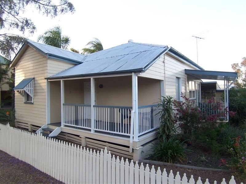34 Lowry Street, North Ipswich QLD 4305