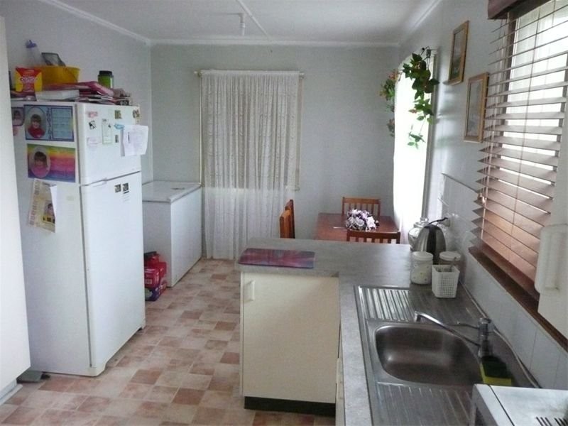 58 Aspinall Street, Leichhardt QLD 4305