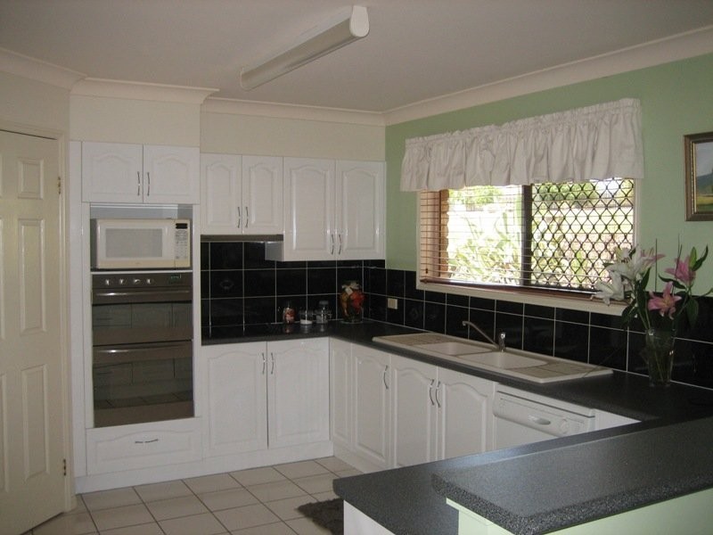 164 Lansdowne Way, Chuwar QLD 4306