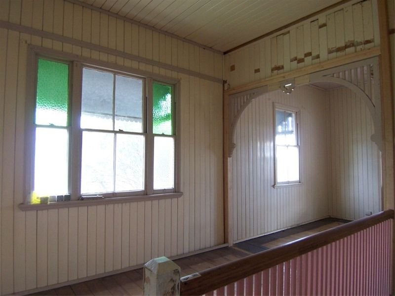 48 Blackstone Road, Ipswich QLD 4305