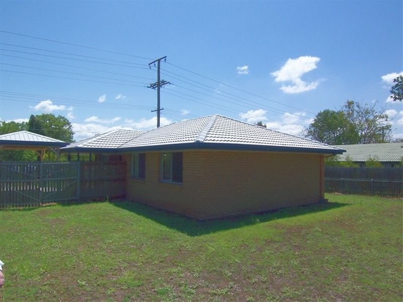 38 Nelson Street, Bundamba QLD 4304