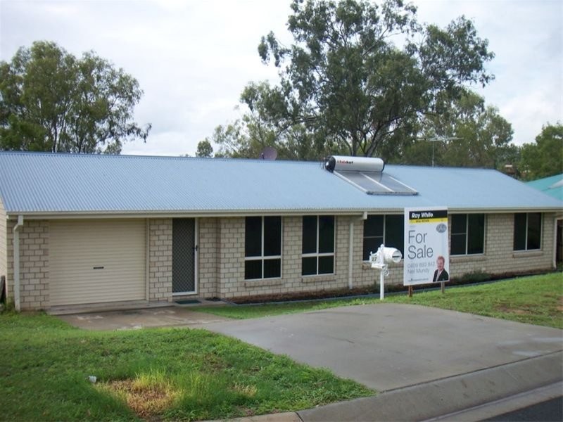 27 Palma Rosa Drive, Wulkuraka QLD 4305