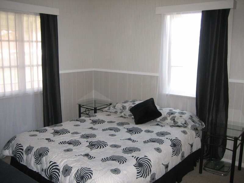 18 Spring Street, East Ipswich QLD 4305