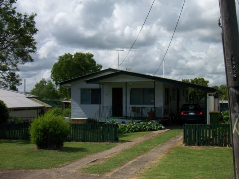 23 Vivian Street, Eastern Heights QLD 4305