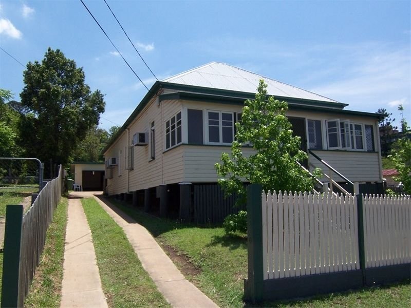 21 Warwick Road, Ipswich QLD 4305