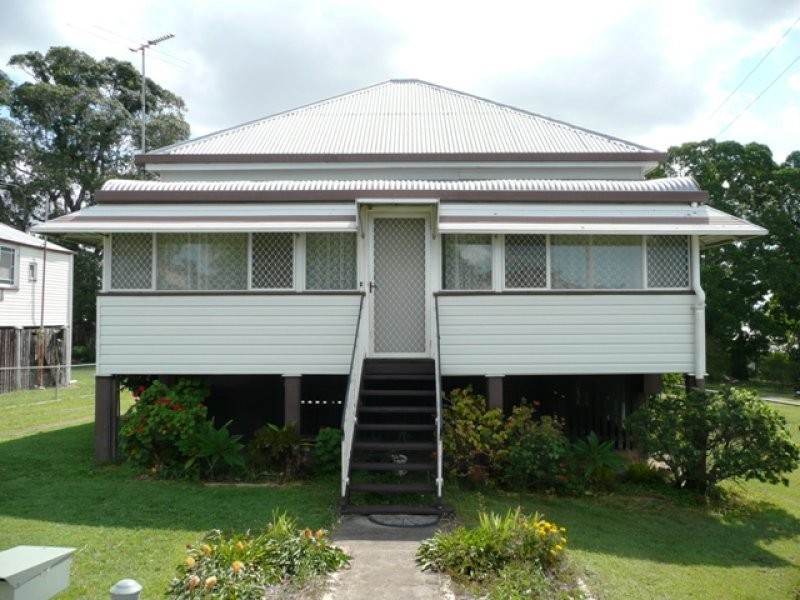 15 Cothill Road, Booval QLD 4304