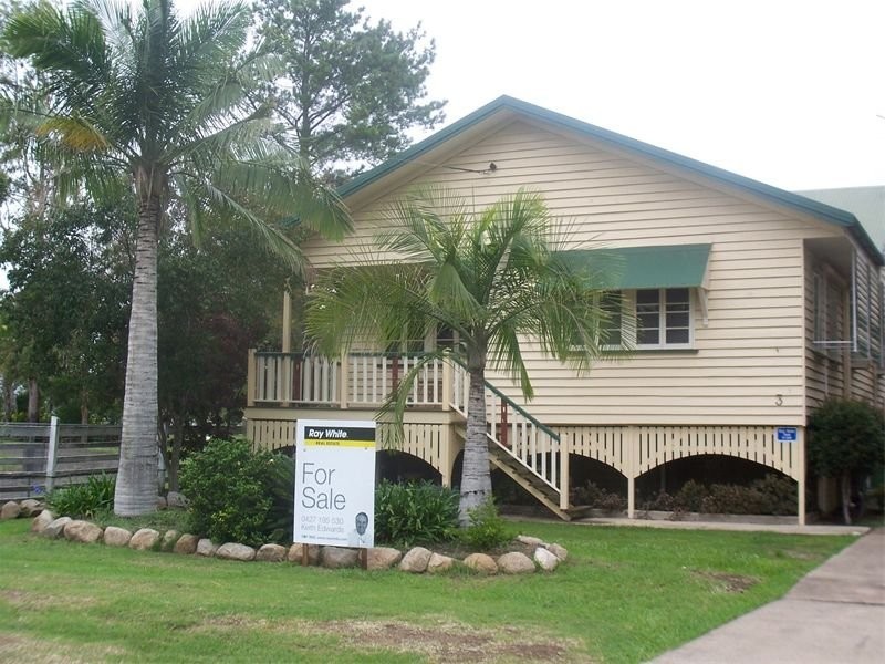 3 Lamont Street, North Booval QLD 4304