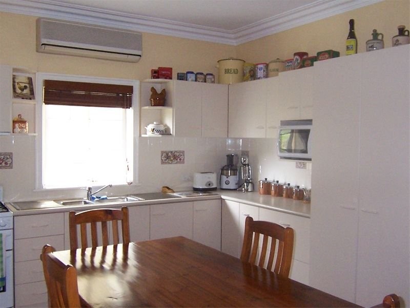 3 Lamont Street, North Booval QLD 4304