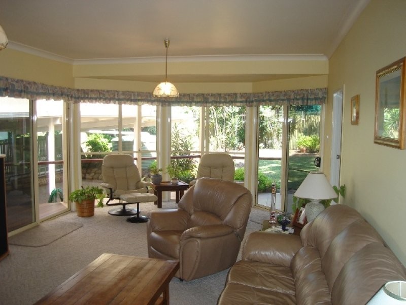 6 Elizabeth Street, Woodend QLD 4305