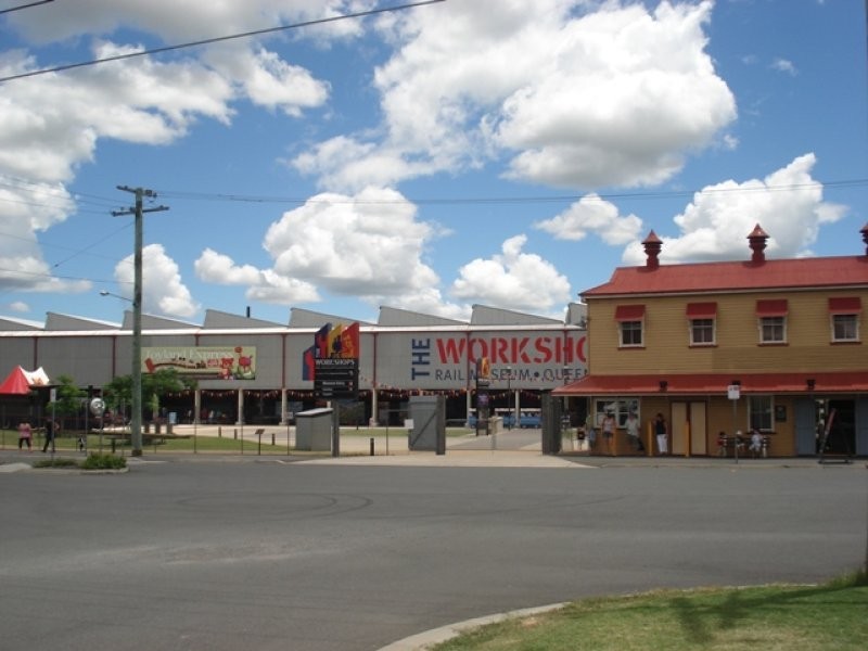 10 North Street, North Ipswich QLD 4305