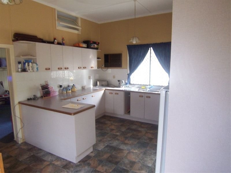 21 Warwick Road, Ipswich QLD 4305