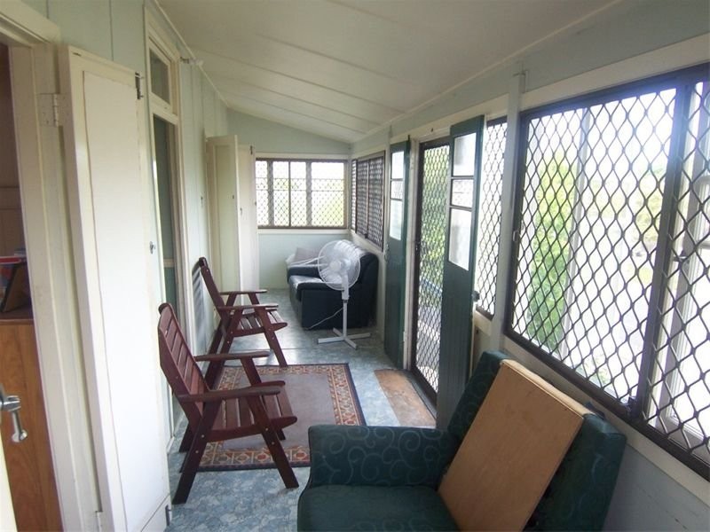 21 Warwick Road, Ipswich QLD 4305