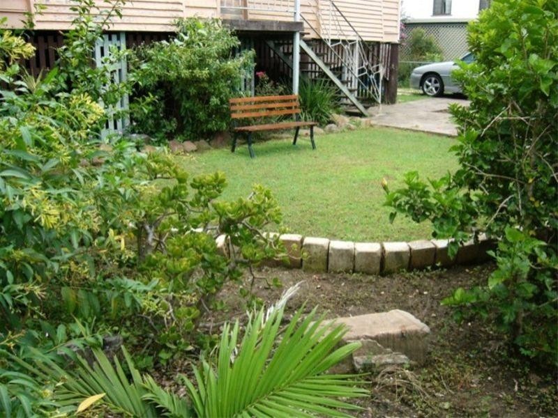 12 Shine Street, One Mile QLD 4305