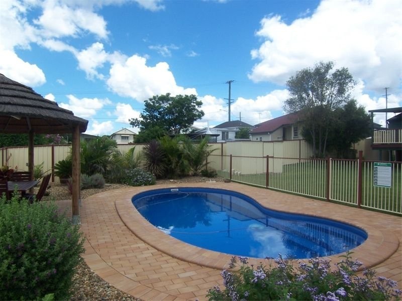 30 Wattle Street, North Booval QLD 4304