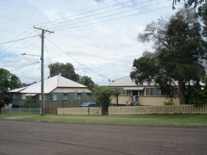 6 & 8 MacFarlane Street, Sadliers Crossing QLD 4305