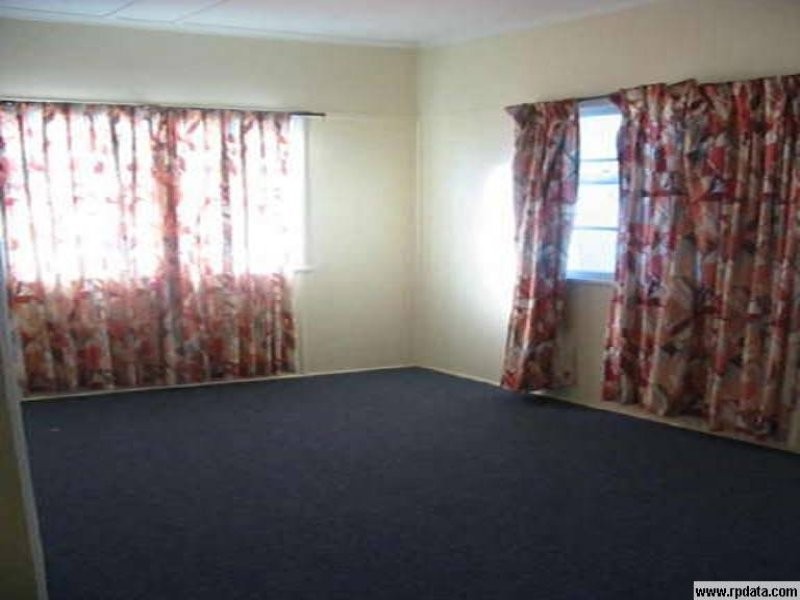 16 Harold Street, Bundamba QLD 4304