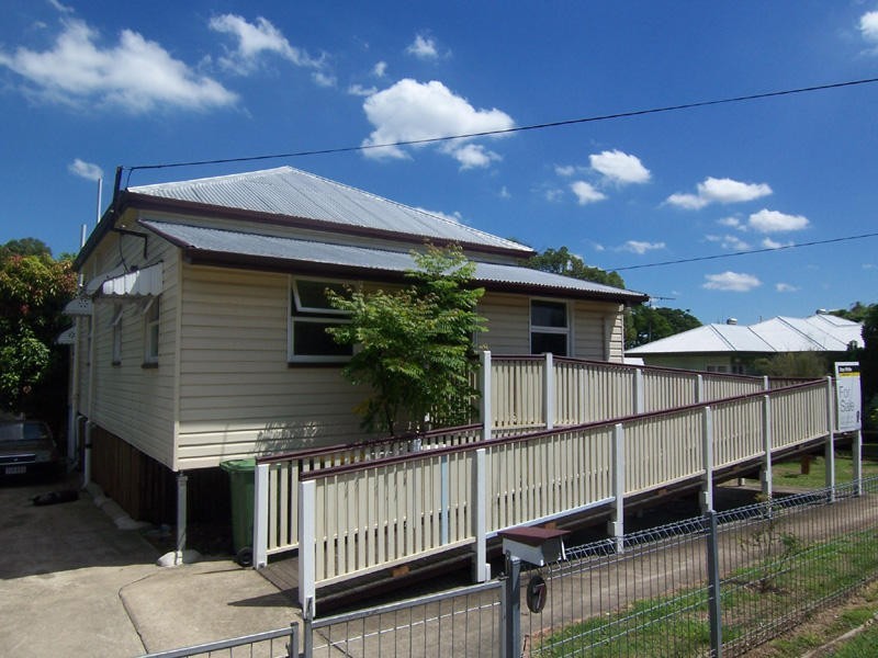7 Cook Street, East Ipswich QLD 4305