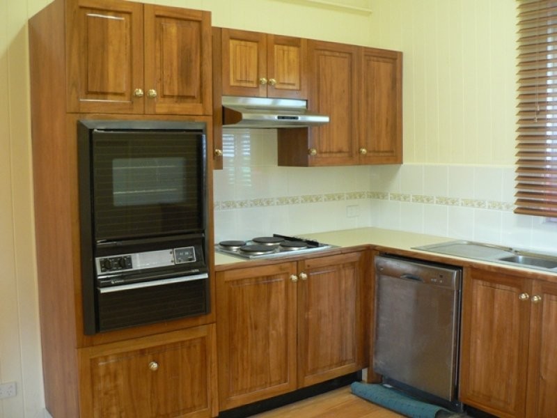22 Pelican Street, North Ipswich QLD 4305