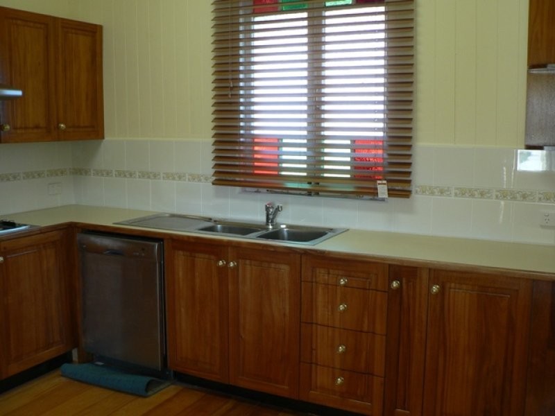 22 Pelican Street, North Ipswich QLD 4305