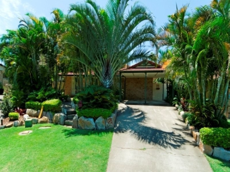 14 Hillcrest Place, Flinders View QLD 4305