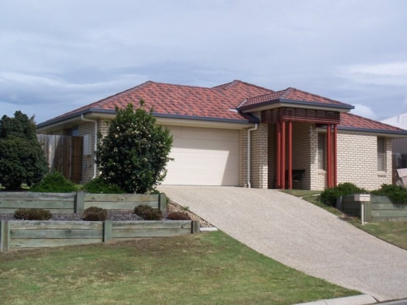 11 Regency Grove, Flinders View QLD 4305