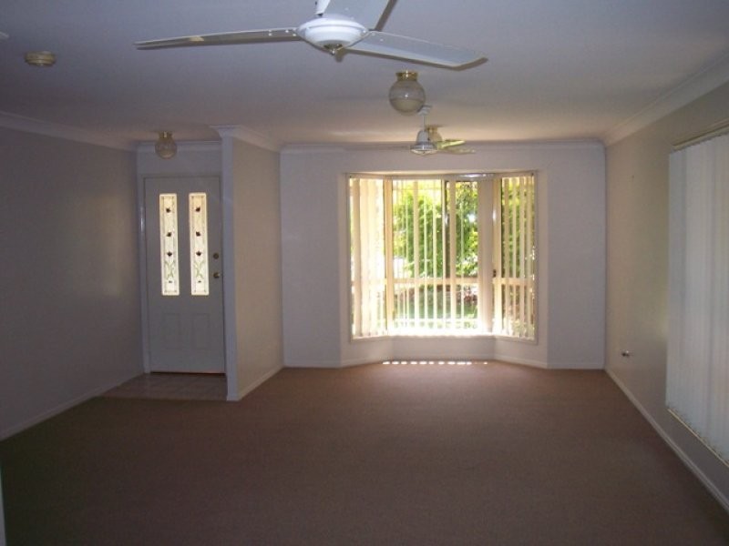 55 Reif Street, Flinders View QLD 4305