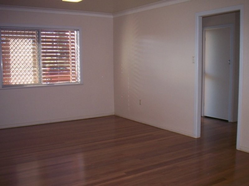 13 Warrawong Street, Eastern Heights QLD 4305