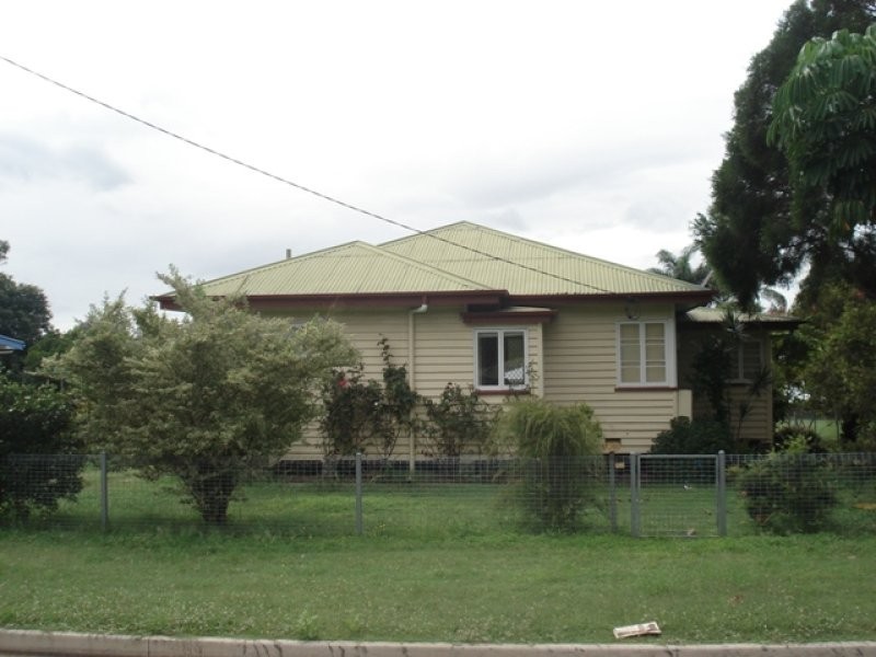 54 Bourke Street, Brassall QLD 4305