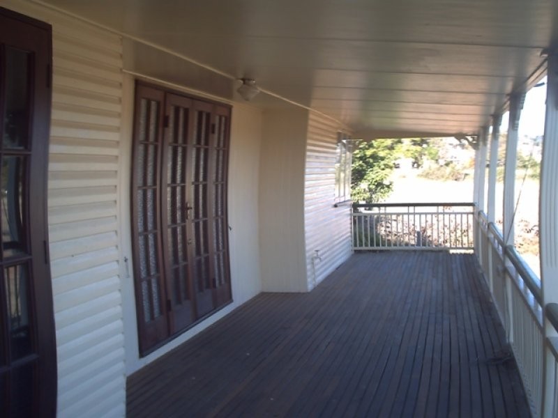 35 Pats Road, Plainland QLD 4341