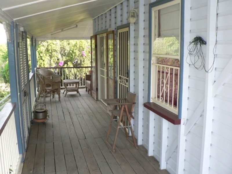 21 Alice Street, Silkstone QLD 4304