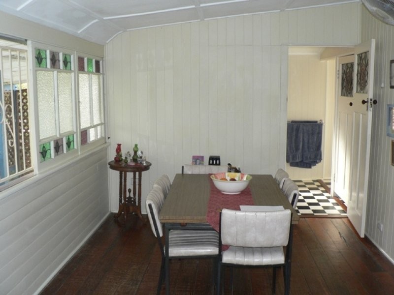 21 Alice Street, Silkstone QLD 4304