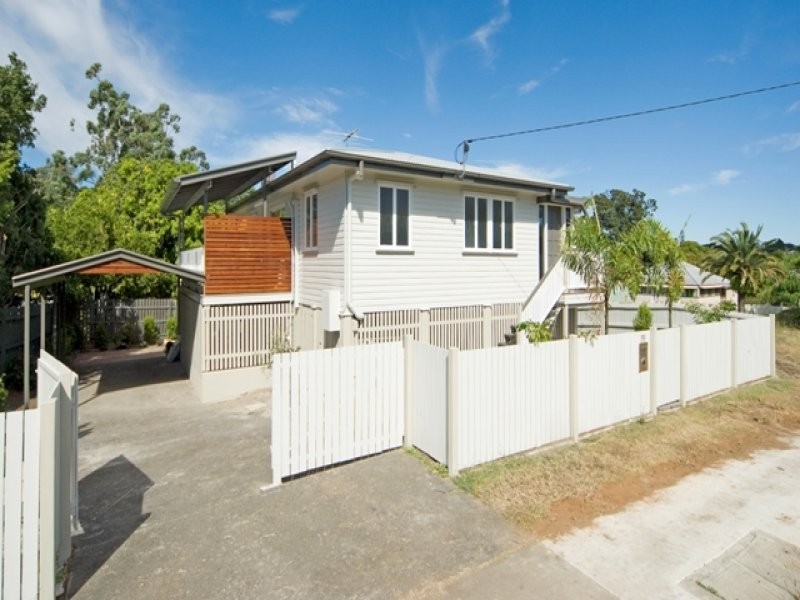 59 Glebe Road, Newtown QLD 4305