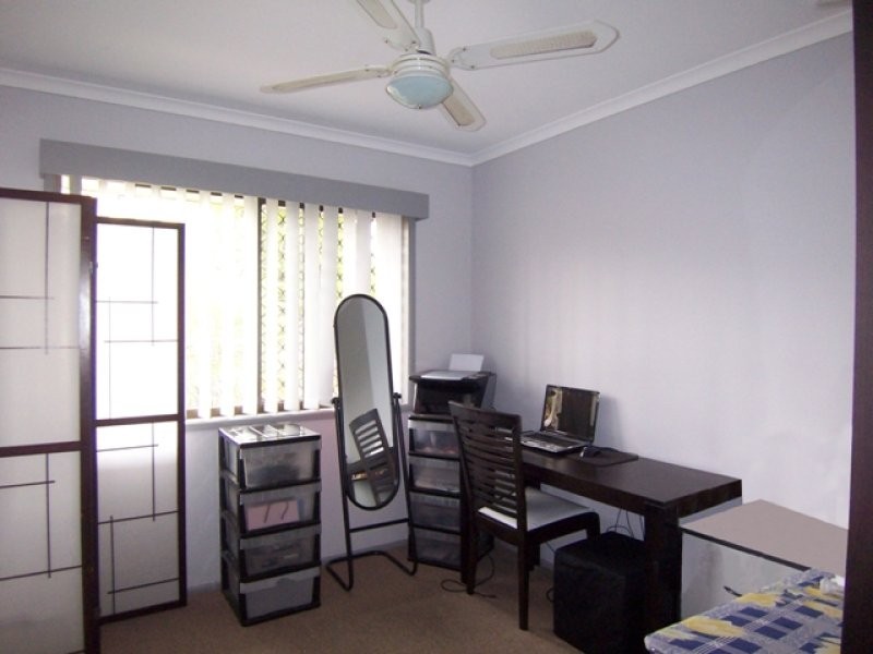 1 Maitland Street, Churchill QLD 4305