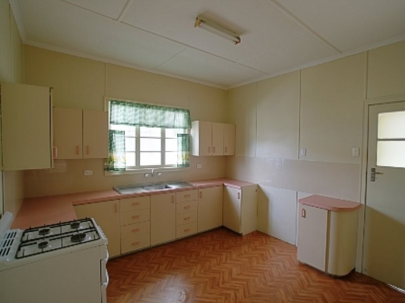 9A Park Street, Ipswich QLD 4305