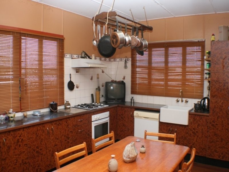 19 Hill Street, North Ipswich QLD 4305