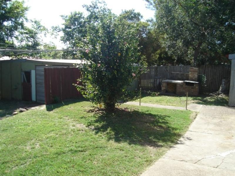 35 Vineyard Street, One Mile QLD 4305
