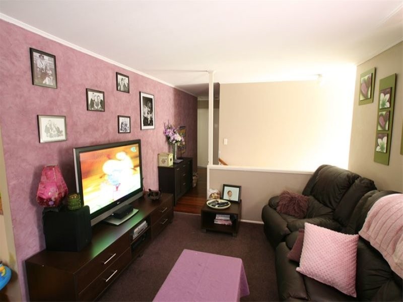 42 Tessman Street, Riverview QLD 4303