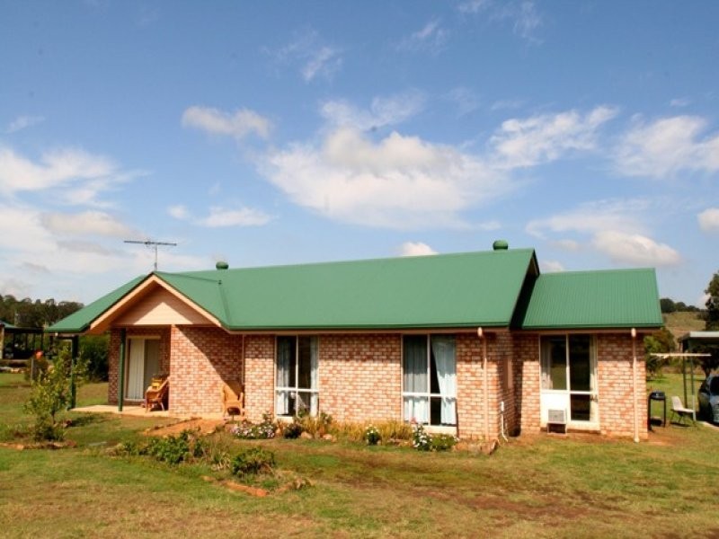 210 Rose Avenue, Minden QLD 4311