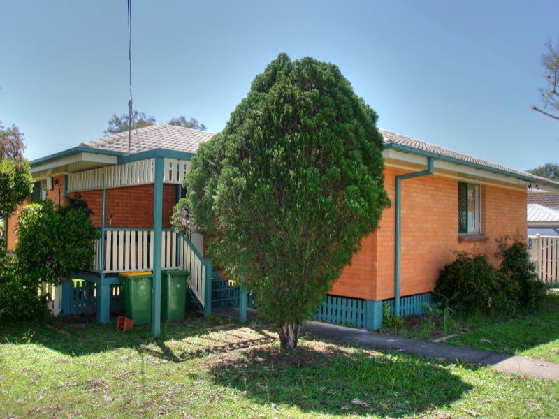 23 Hayden Street, Riverview QLD 4303
