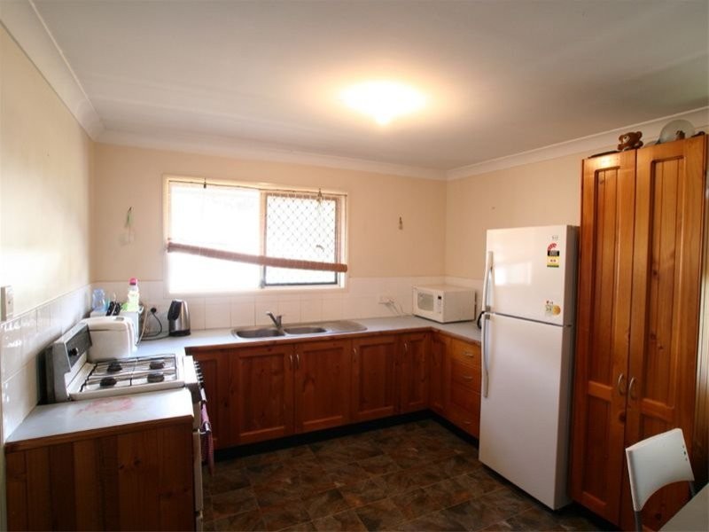 23 Hayden Street, Riverview QLD 4303